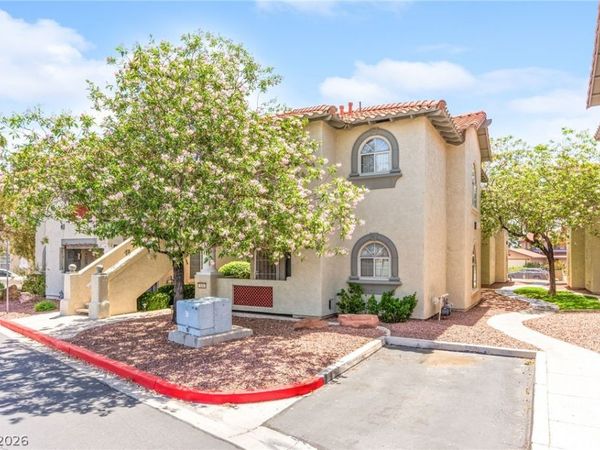 6832 Elm Creek Drive , Unit 204, Las Vegas, NV 89108