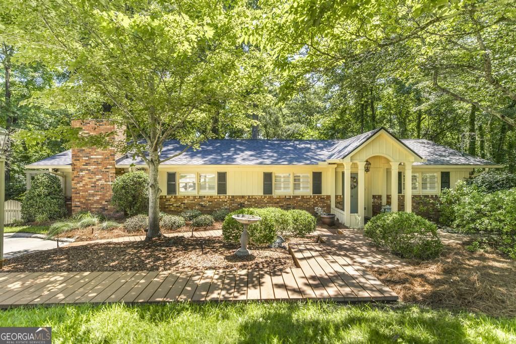 861 Windsor Road, Macon, GA 31204 Main Photo