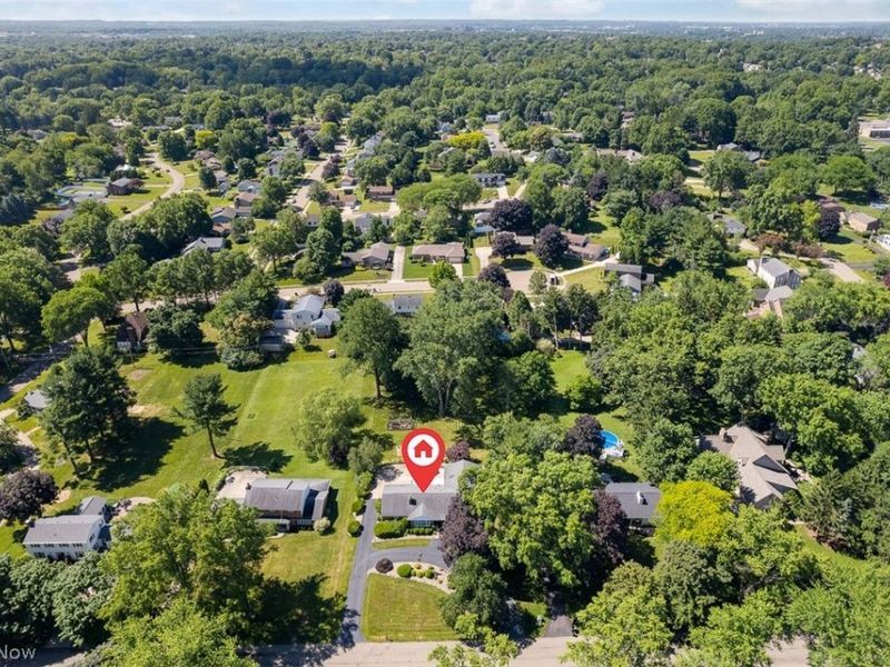 354 47th Street NW, Canton, OH 44709 Photo 2
