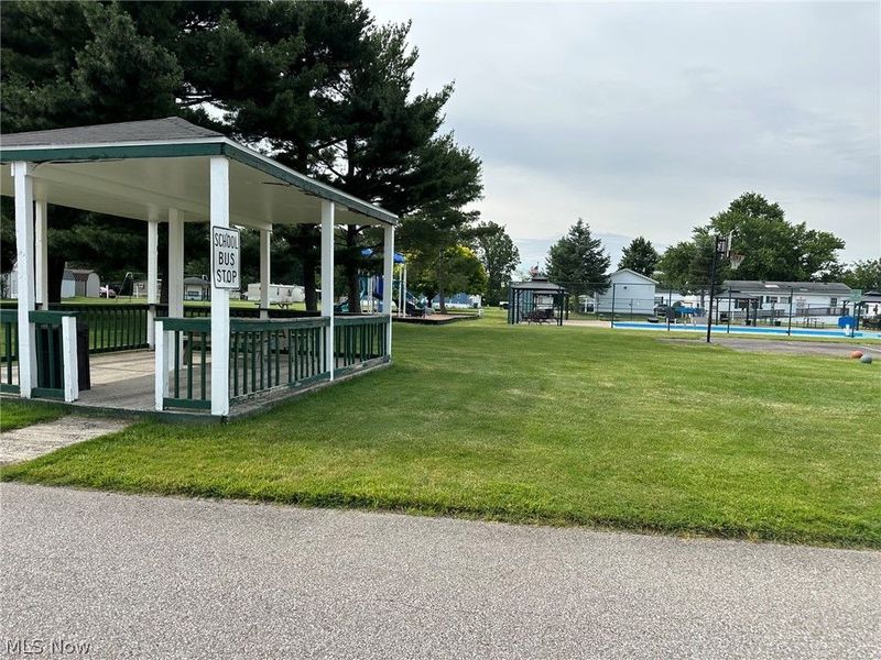 220 Greenbriar, Unit 73, Elyria, OH 44035 Photo 19