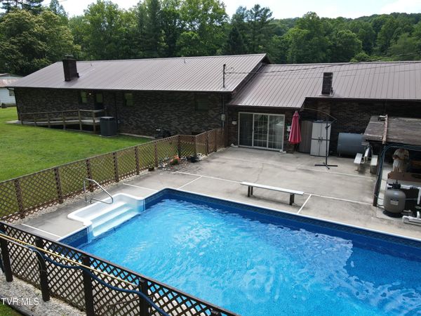1528 Irondale Road, Big Stone Gap, VA 24219