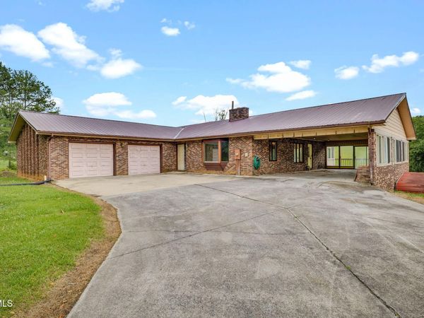 1556 Mill Creek Road, Fall Branch, TN 37656
