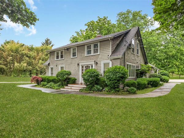 645 Middle Country Road , Middle Island, NY 11953