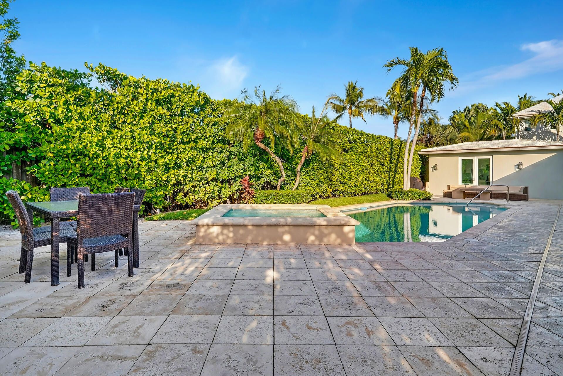 107 E Inlet Drive, Palm Beach, FL 33480 Photo
