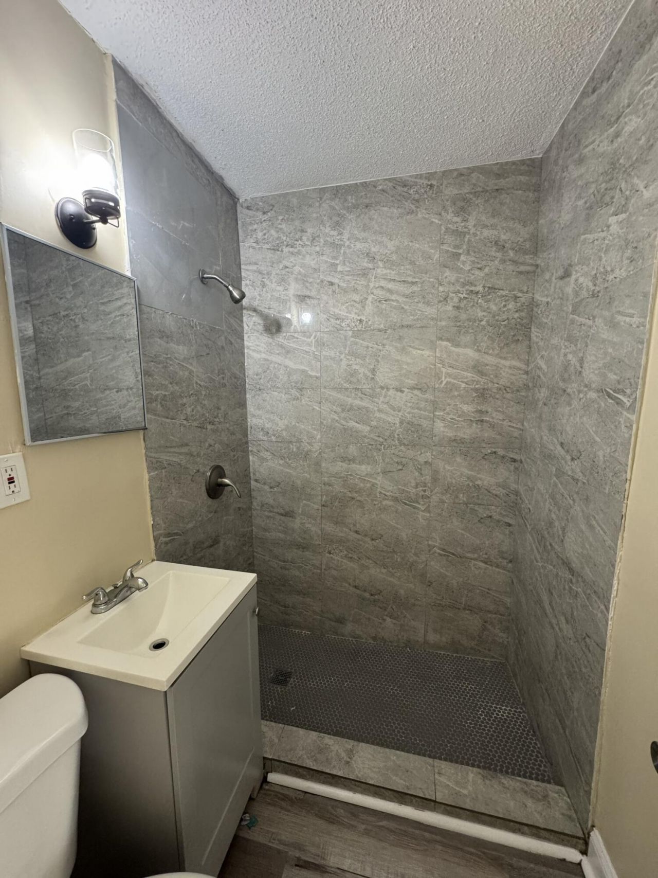 2881 NW 11th Place, Fort Lauderdale, FL 33311 Photo