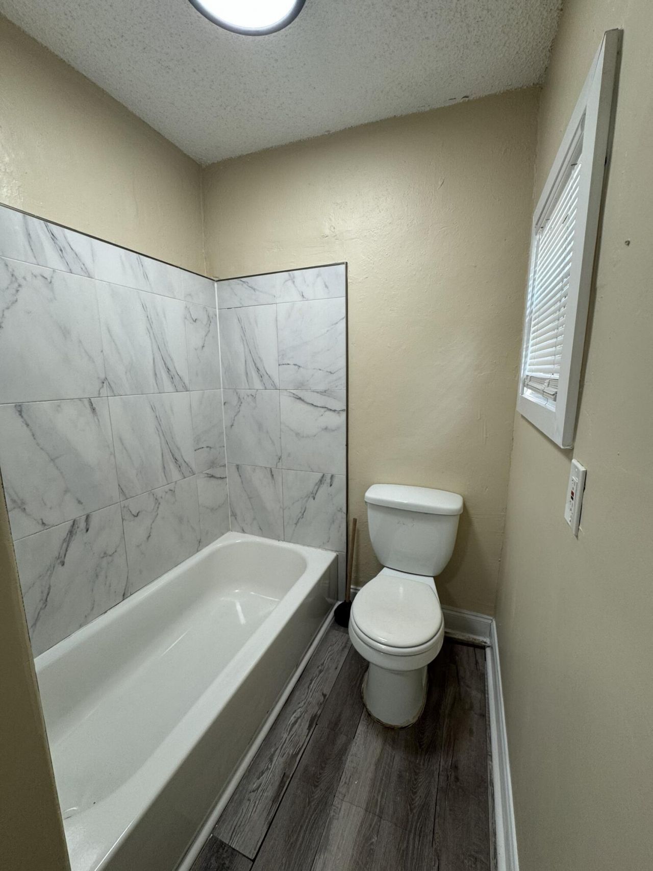 2881 NW 11th Place, Fort Lauderdale, FL 33311 Photo