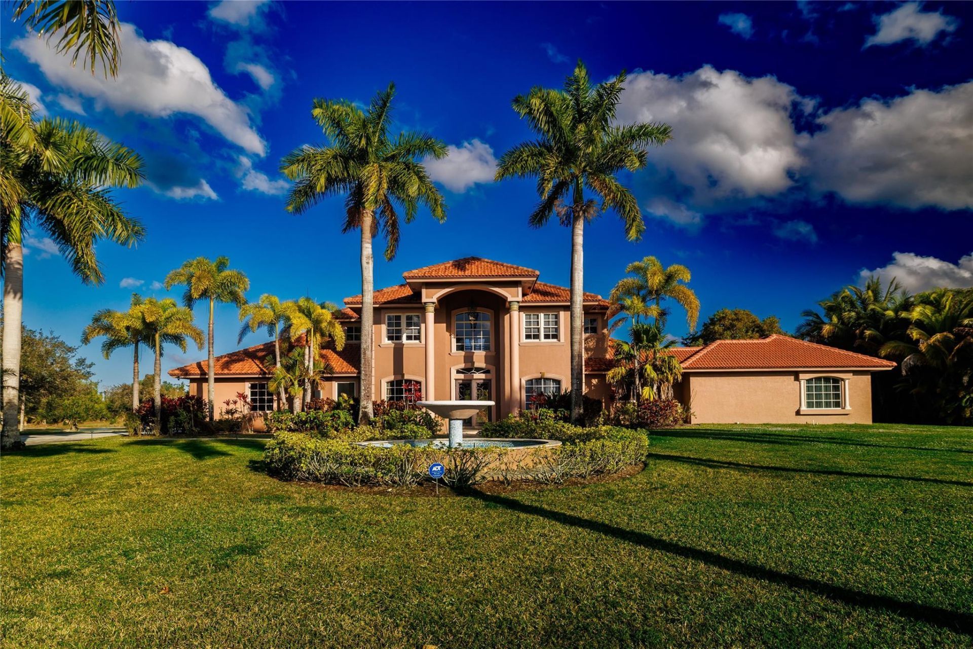 5660 Lago Del Sol Drive, Lake Worth, FL 33449 Photo