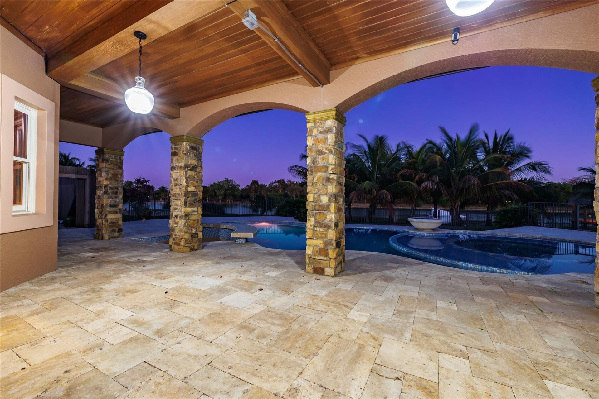 5660 Lago Del Sol Drive, Lake Worth, FL 33449 Photo