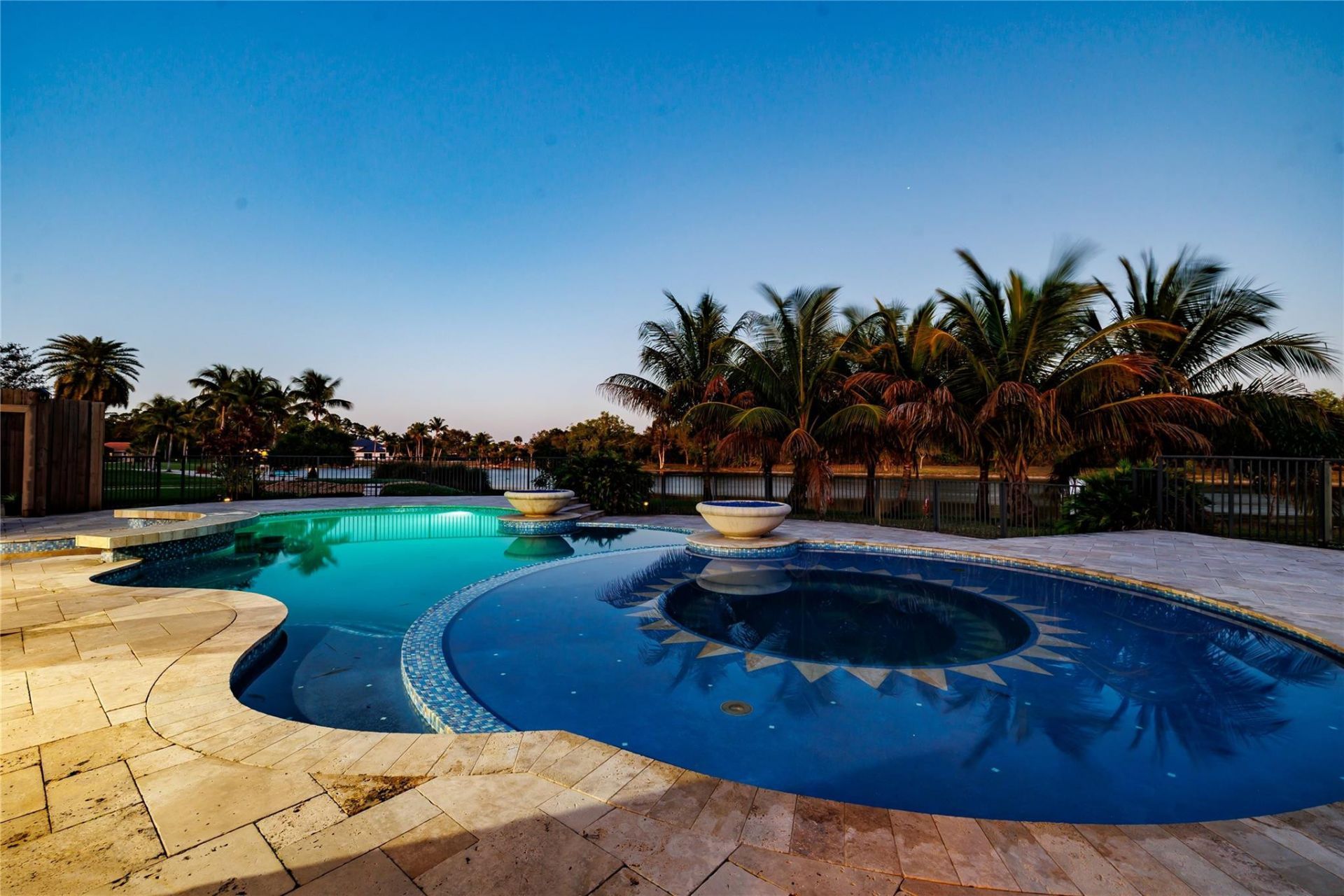 5660 Lago Del Sol Drive, Lake Worth, FL 33449 Photo