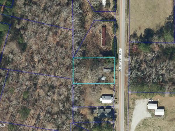 210 Neals Creek Road , Bayboro, NC 28515