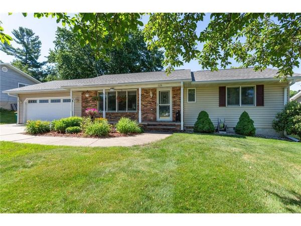 1126 E Division Street, River Falls, WI 54022