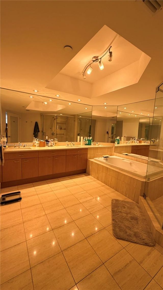 21205 Yacht Club Dr, Unit 1201, Aventura, FL 33180 Photo