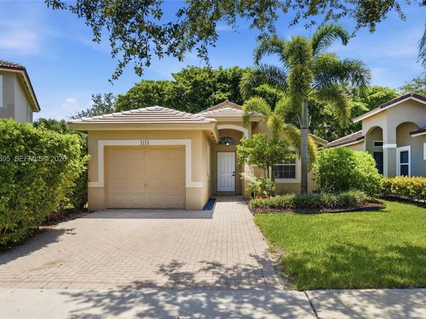 4114 Sapphire St , Weston, FL 33331