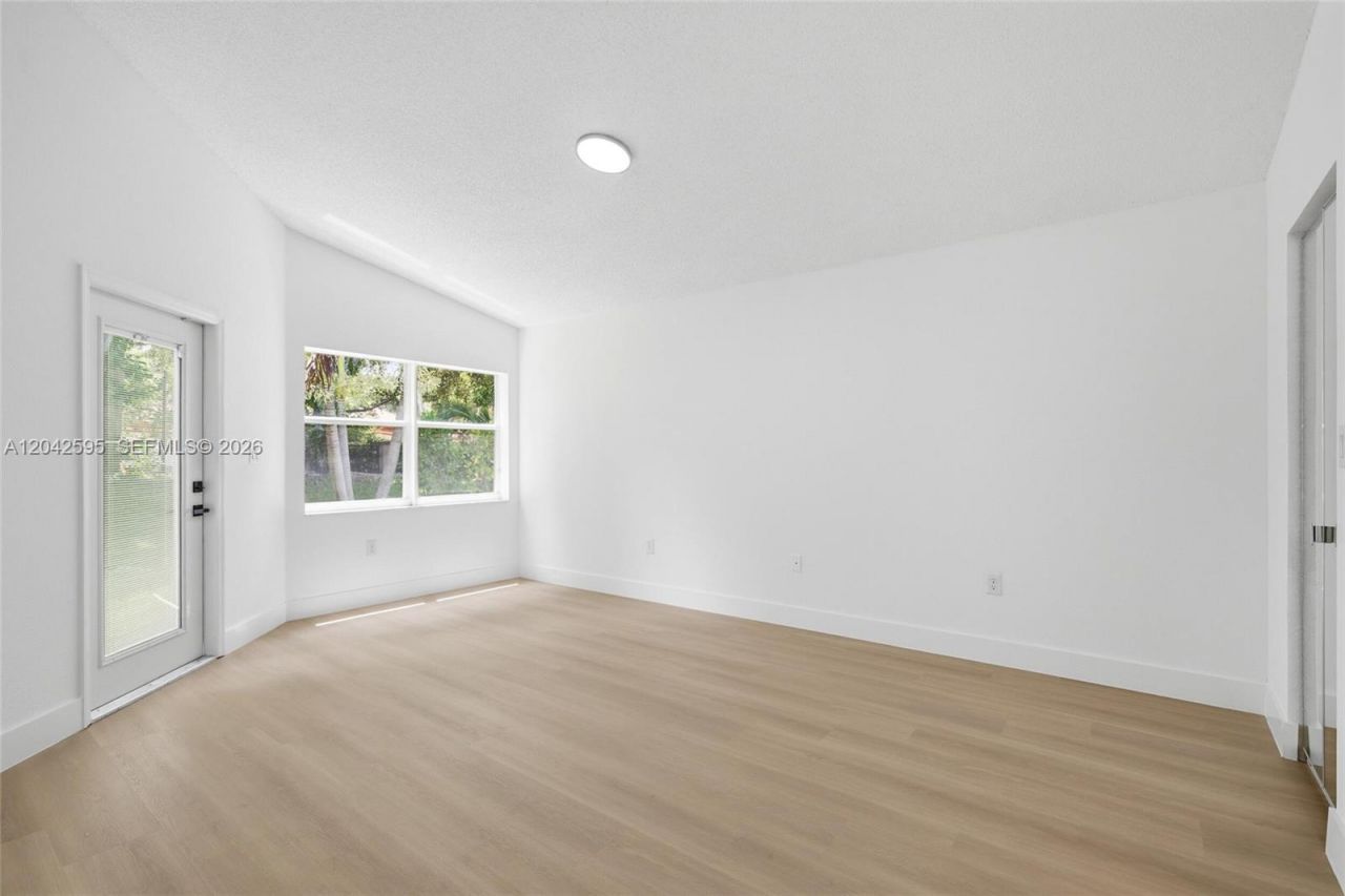 4114 Sapphire St , Weston, FL 33331 Photo