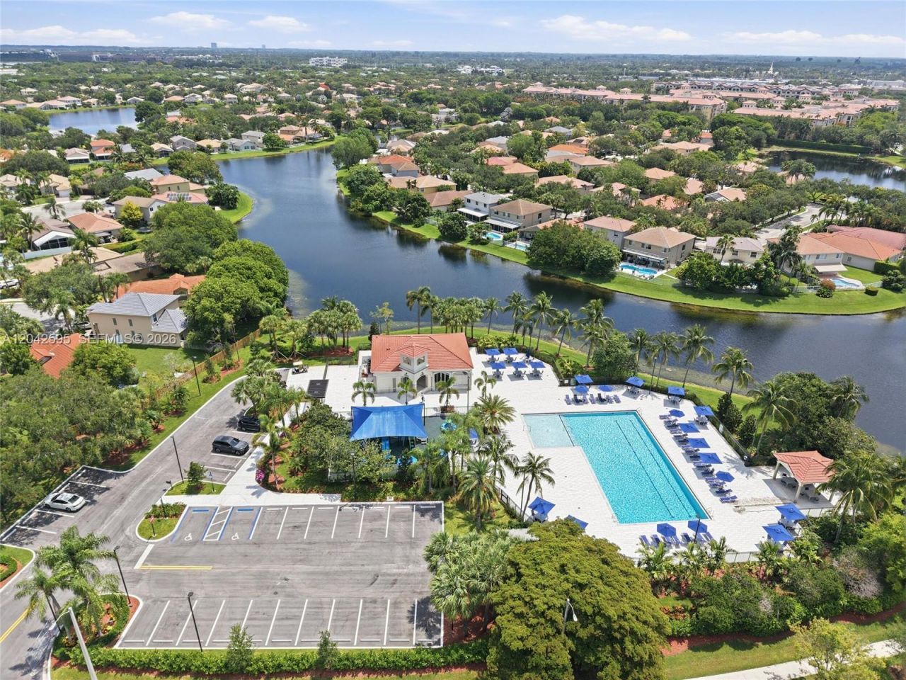 4114 Sapphire St , Weston, FL 33331 Photo