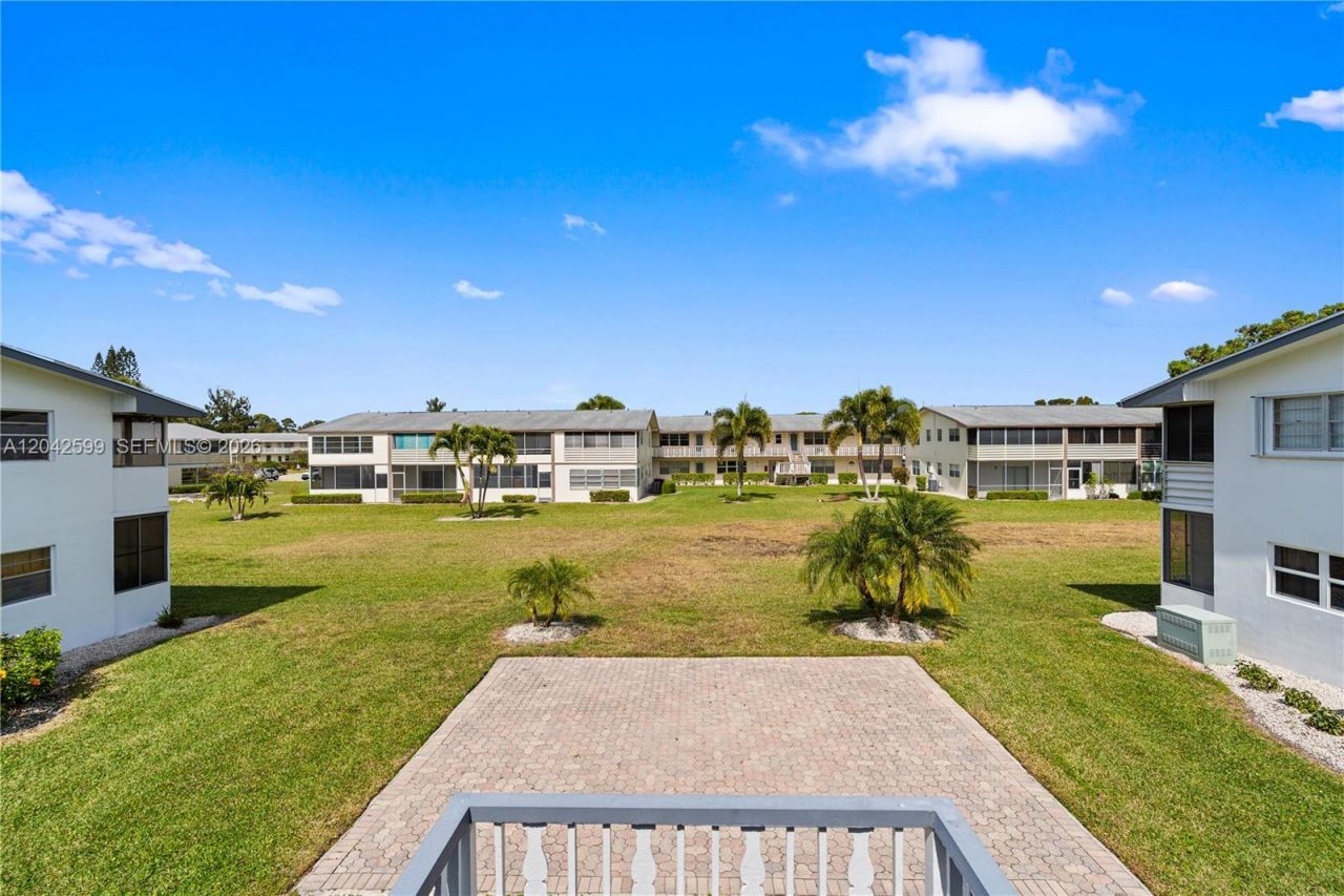 237 Camden J , Unit 237, West Palm Beach, FL 33417 Photo