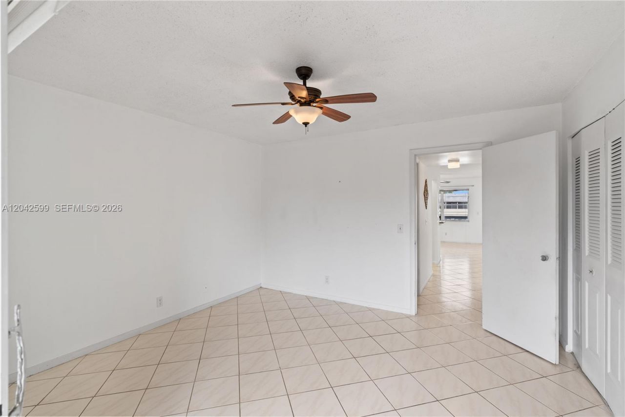 237 Camden J , Unit 237, West Palm Beach, FL 33417 Photo