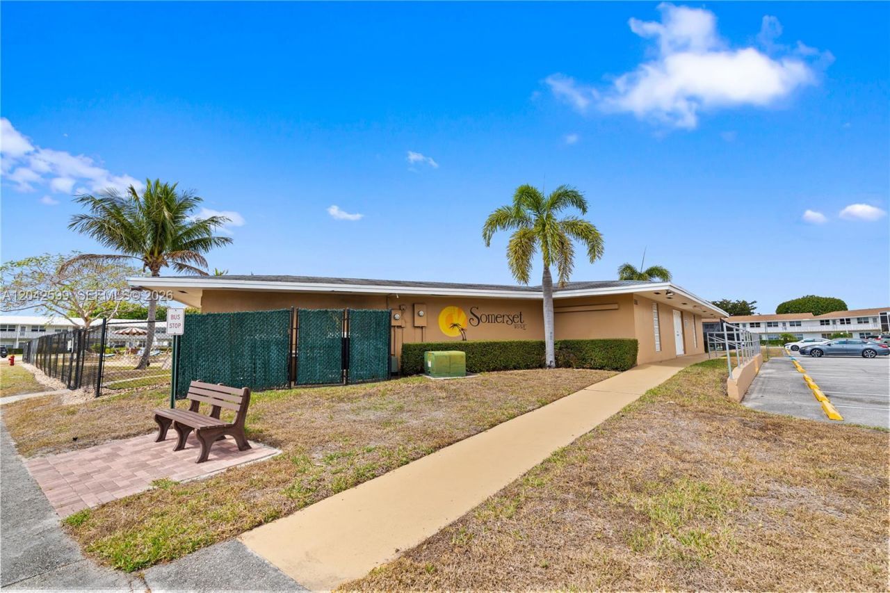 237 Camden J , Unit 237, West Palm Beach, FL 33417 Photo