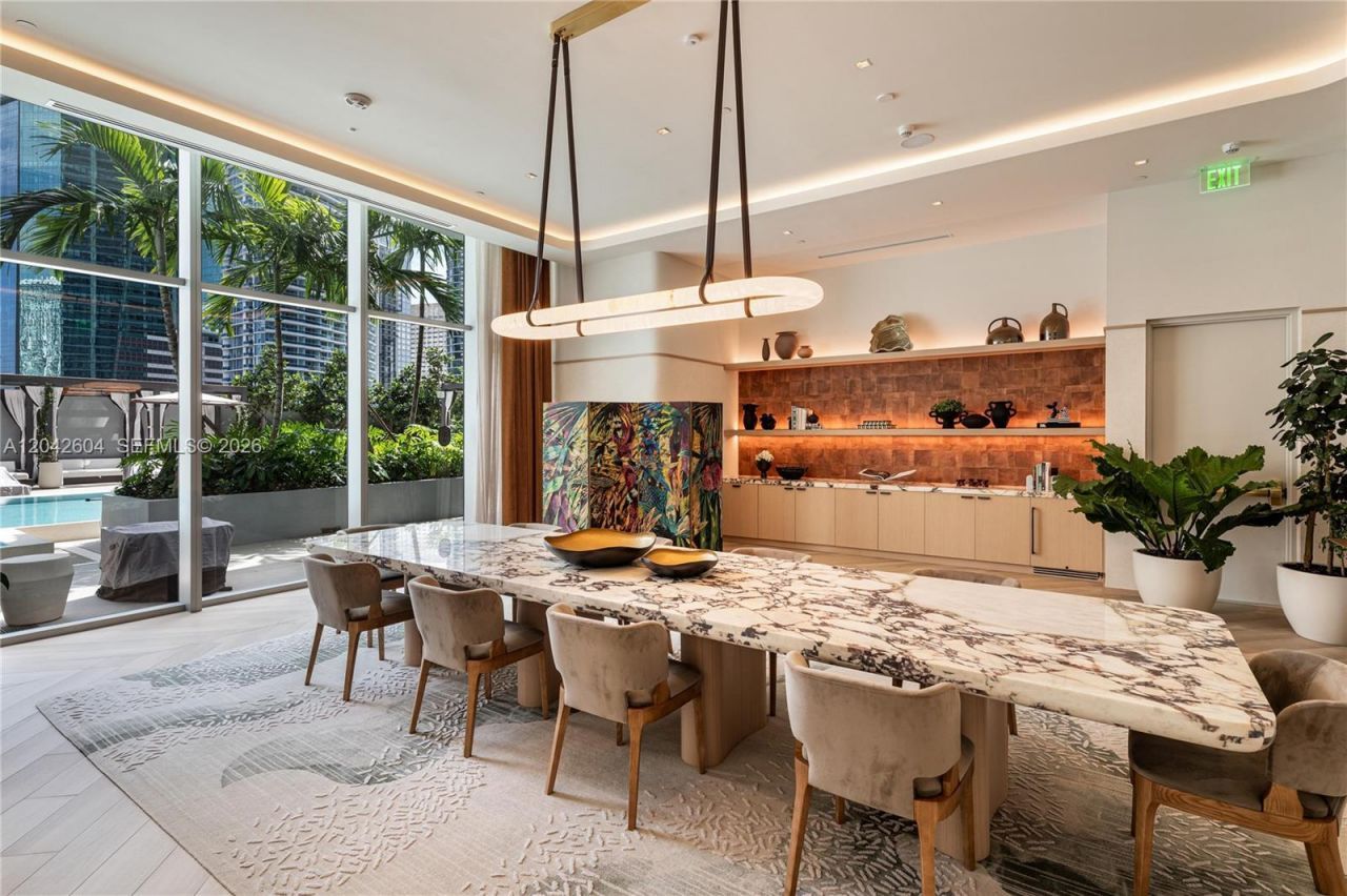 77 SE 5th St, Unit 3001, Miami, FL 33131 Photo