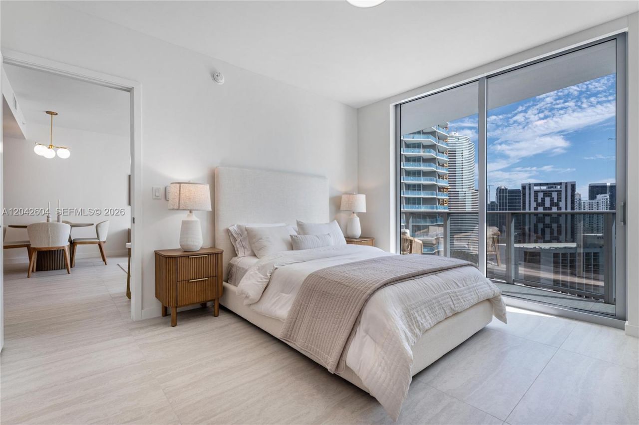77 SE 5th St, Unit 3001, Miami, FL 33131 Photo