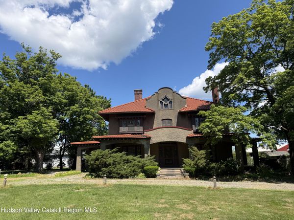 2323 U.S. 9 , Hudson, NY 12534