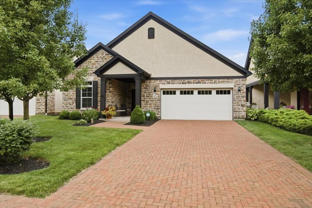 4859 Bell Classic Drive, Grove City, OH 43123 Main Photo