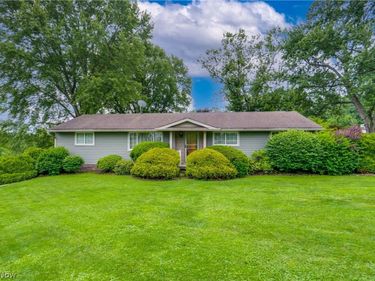 12722 Lisbon Street SE, Paris, OH 44669