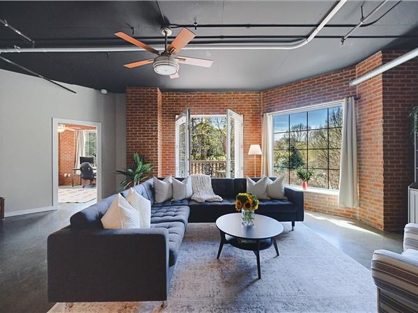 395 Central Park Place NE, Unit 210, Atlanta, GA 30312