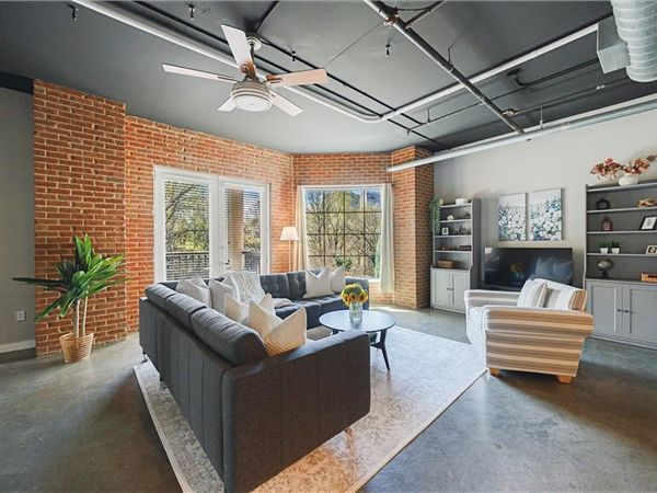 395 Central Park Place NE, Unit 210, Atlanta, GA 30312
