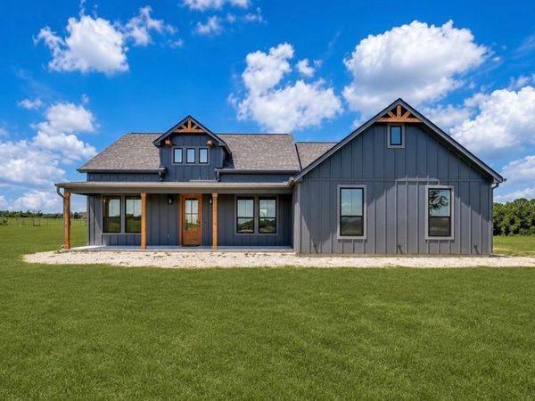1150 Doss Road, Millsap, TX 76066