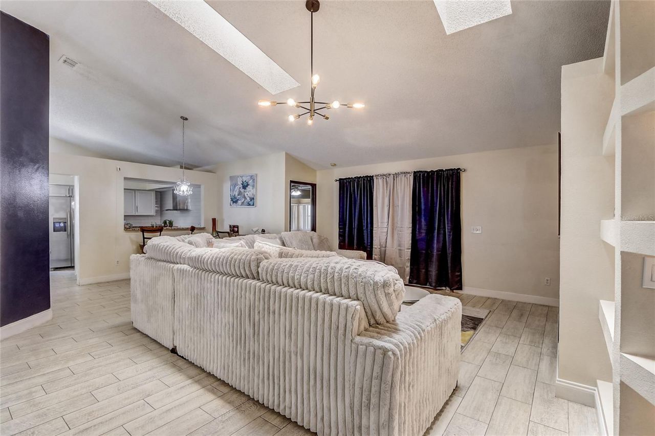 2191 Alclobe Circle , Ocoee, FL 34761 Photo