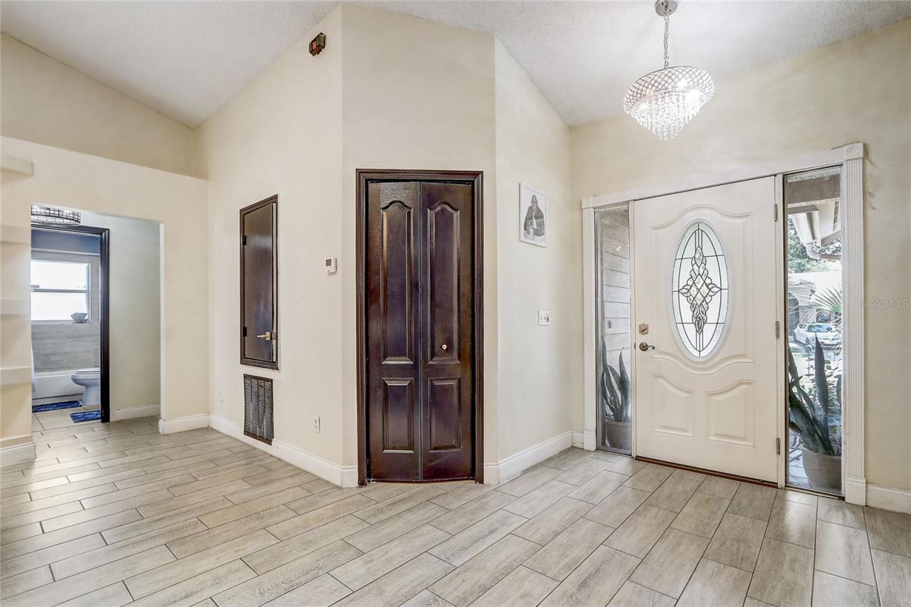 2191 Alclobe Circle , Ocoee, FL 34761 Photo