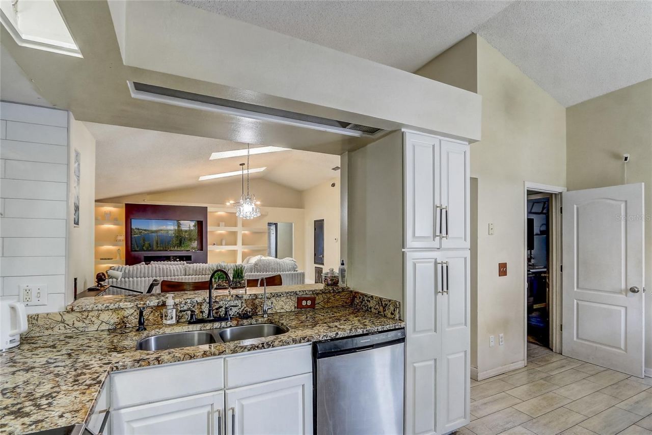 2191 Alclobe Circle , Ocoee, FL 34761 Photo