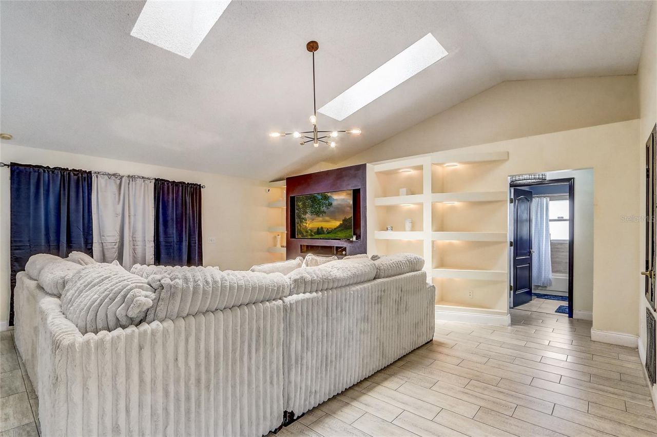 2191 Alclobe Circle , Ocoee, FL 34761 Photo