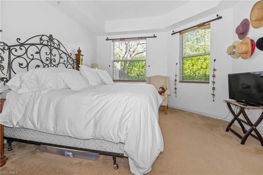 1405 Mariposa Cir, Unit 102, Naples, FL 34105 Photo