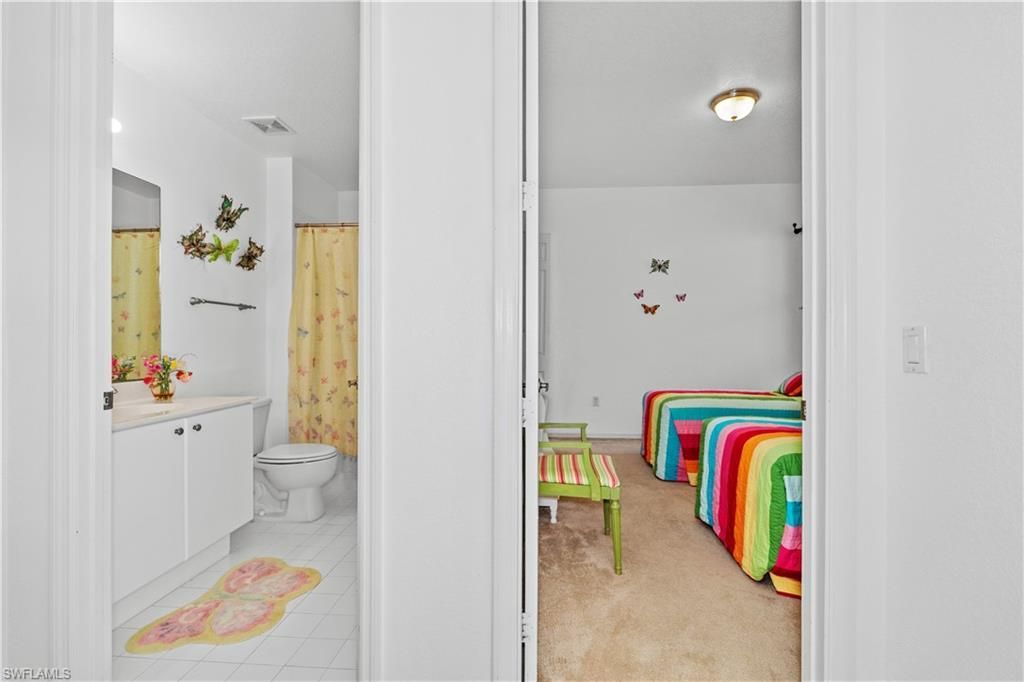 1405 Mariposa Cir, Unit 102, Naples, FL 34105 Photo