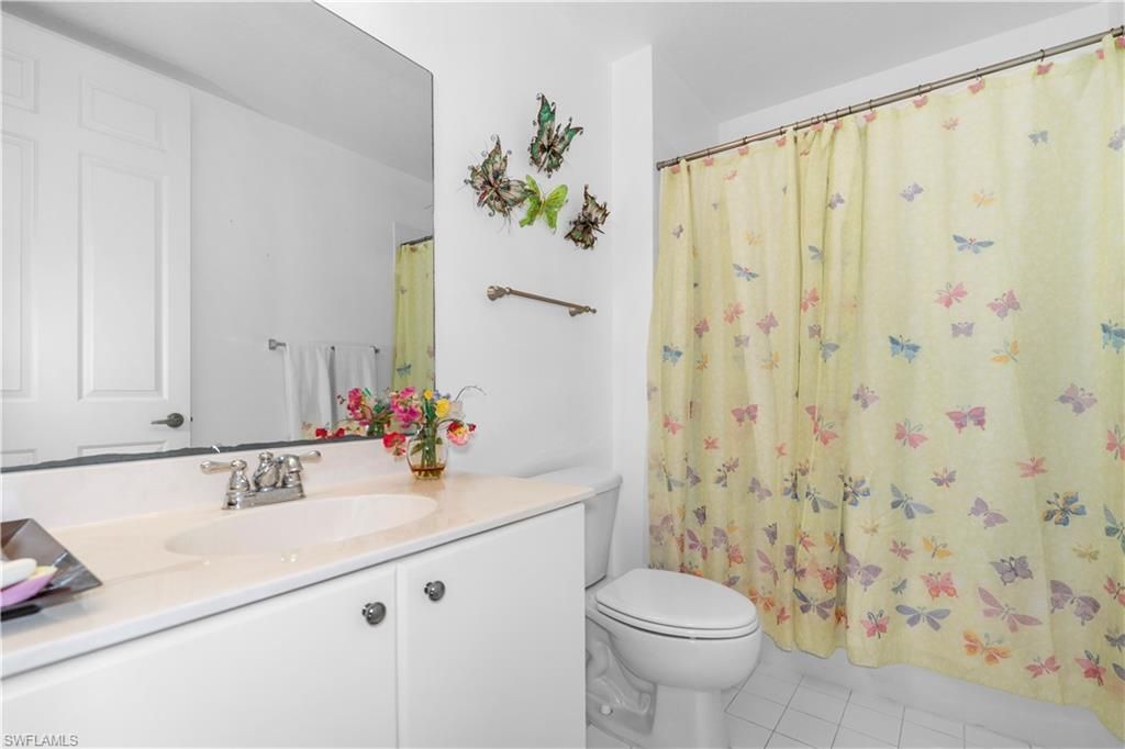 1405 Mariposa Cir, Unit 102, Naples, FL 34105 Photo