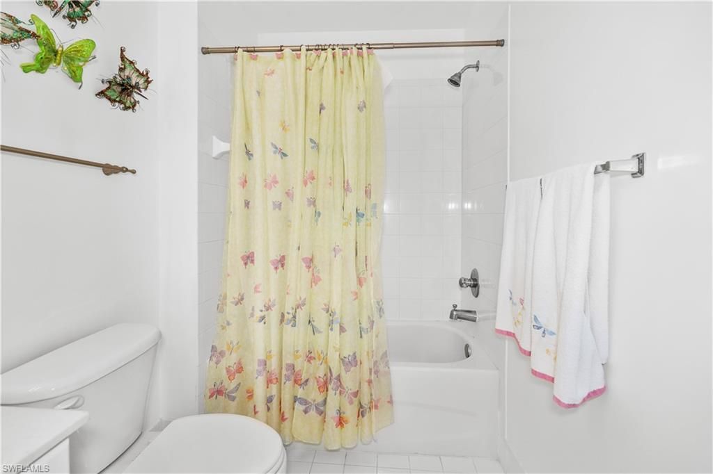 1405 Mariposa Cir, Unit 102, Naples, FL 34105 Photo