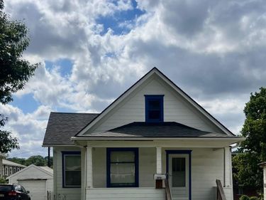 312 N 33rd Street, Omaha, NE 68132