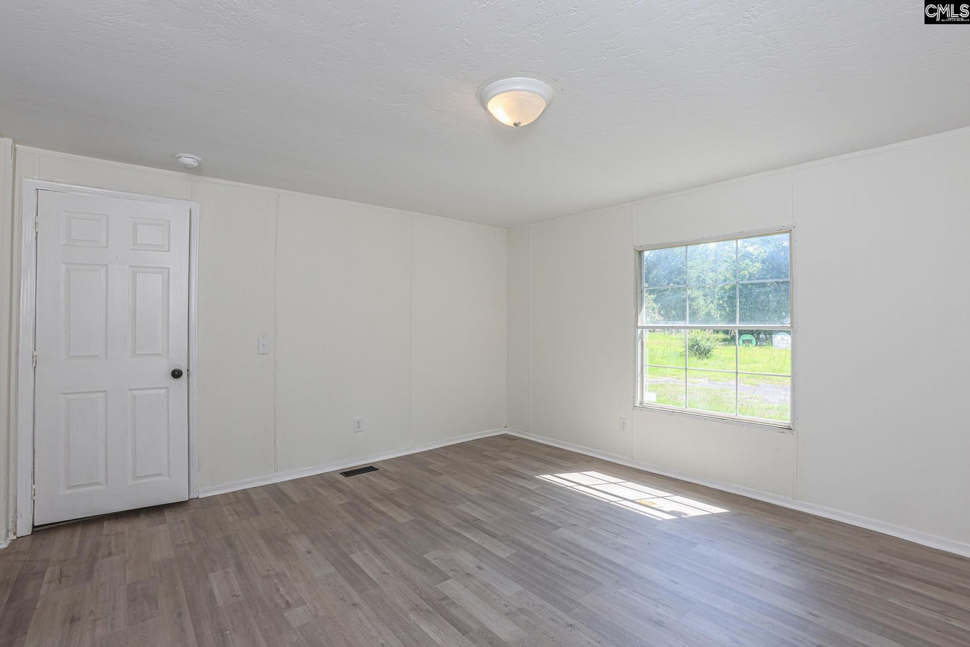 164 Joy Road Photo 15
