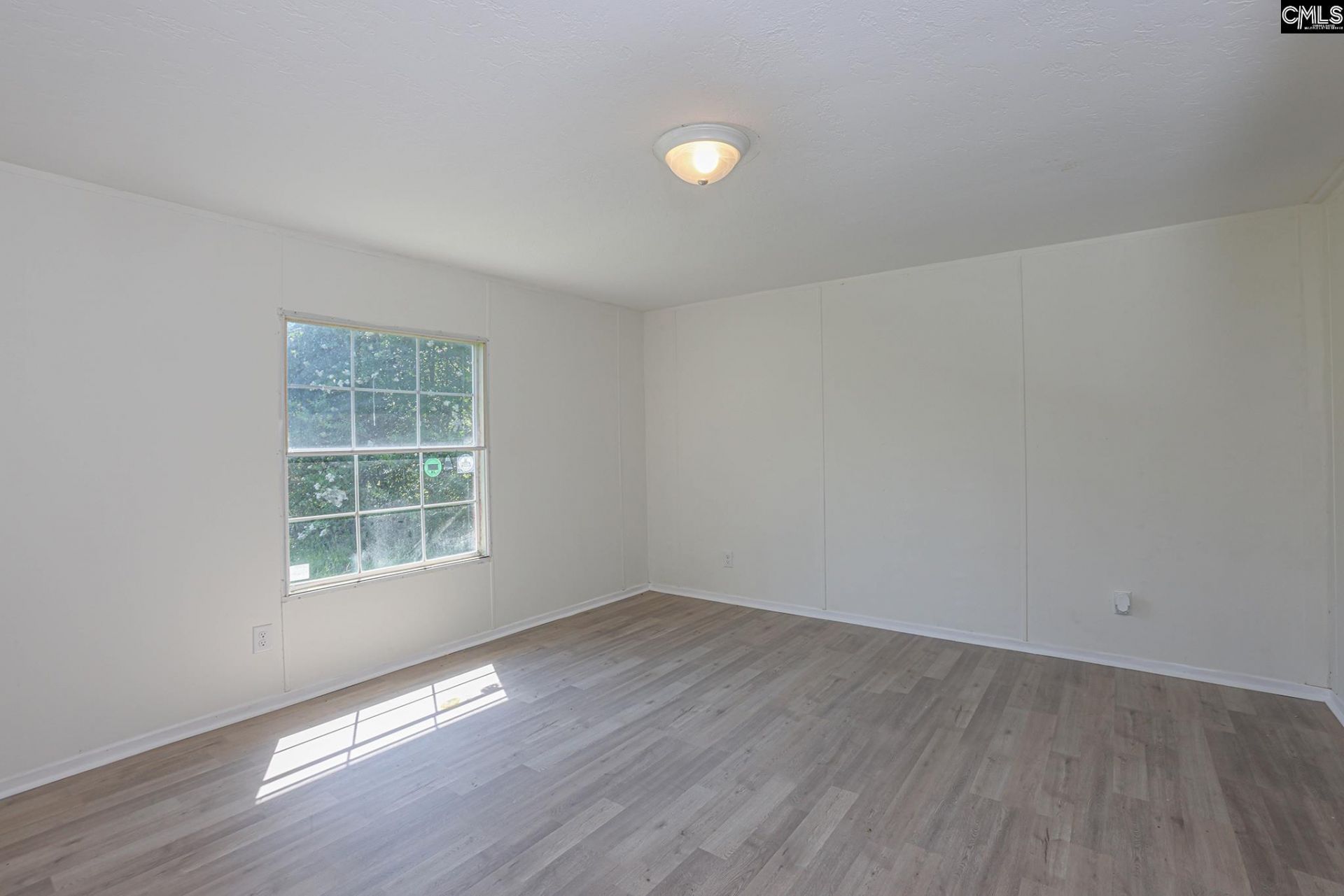 164 Joy Road Photo 16
