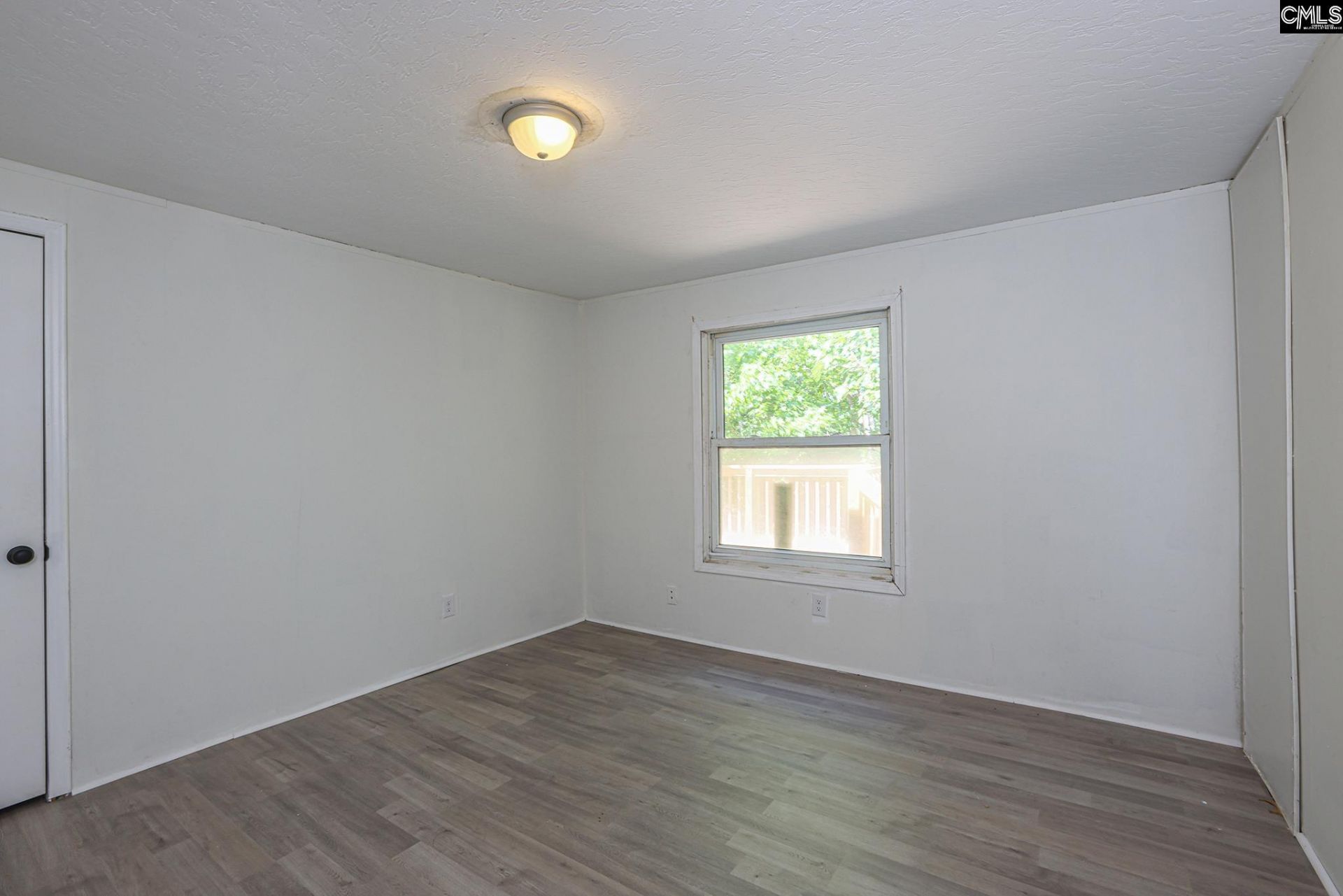 164 Joy Road Photo 32