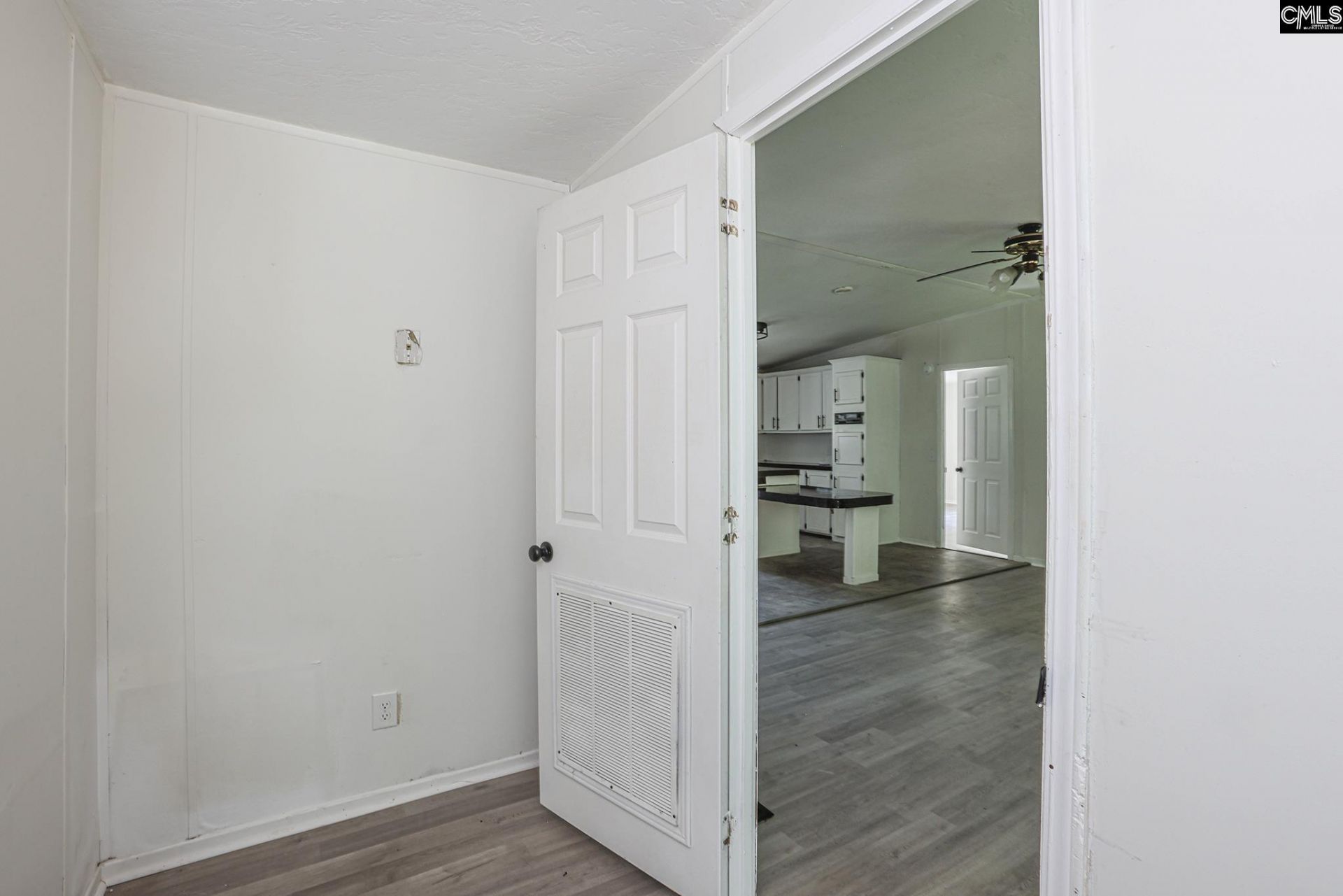 164 Joy Road Photo 7