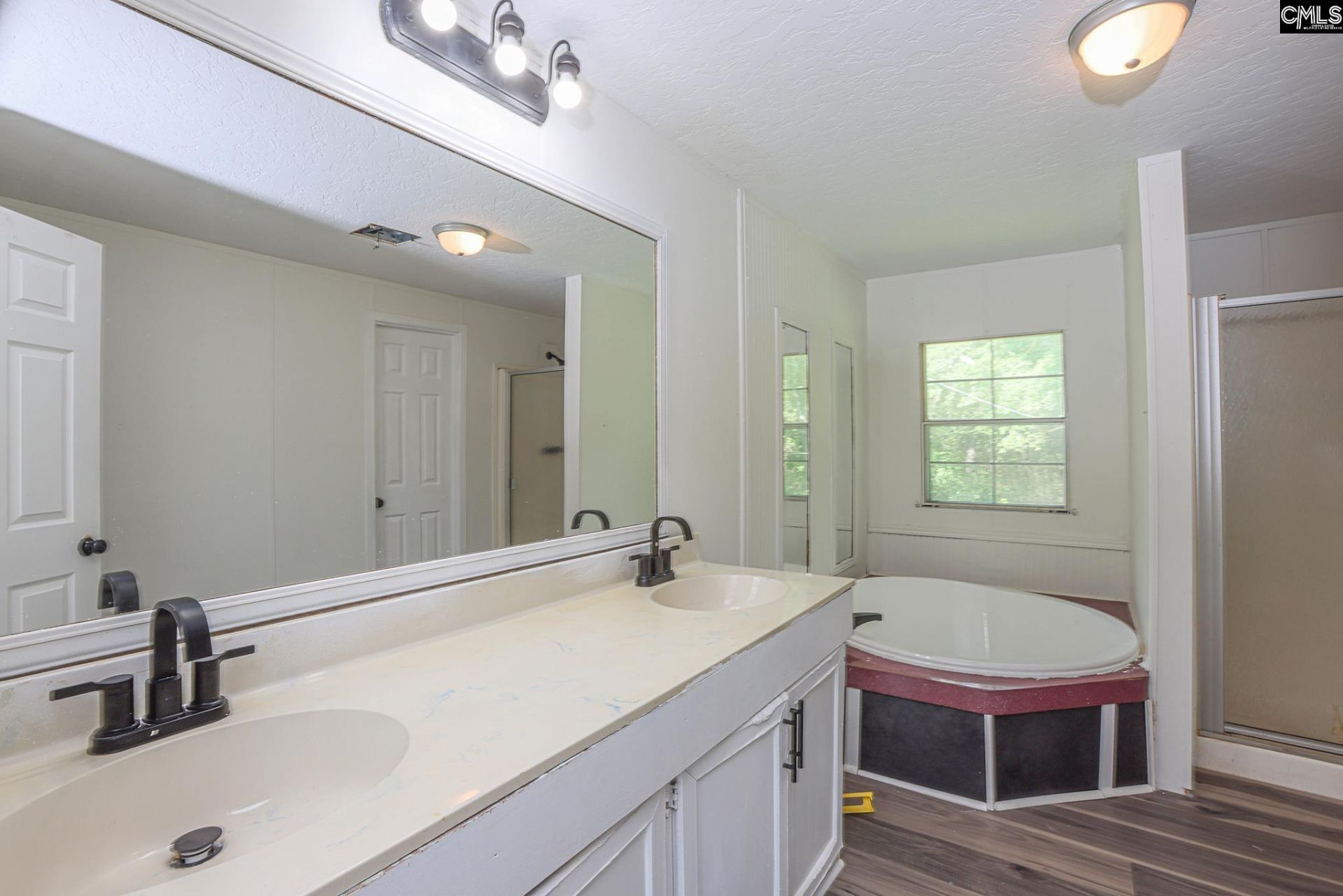 164 Joy Road Photo 8