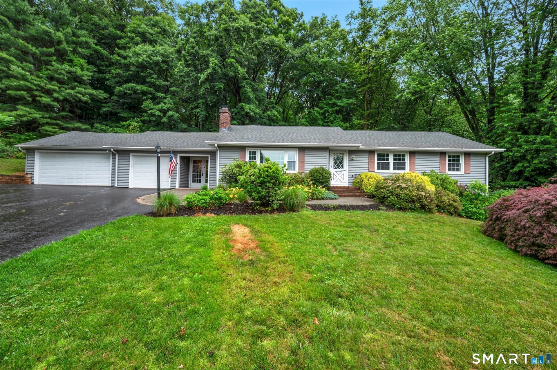 21 Lost Brook, Wallingford, CT 06492 Main Photo