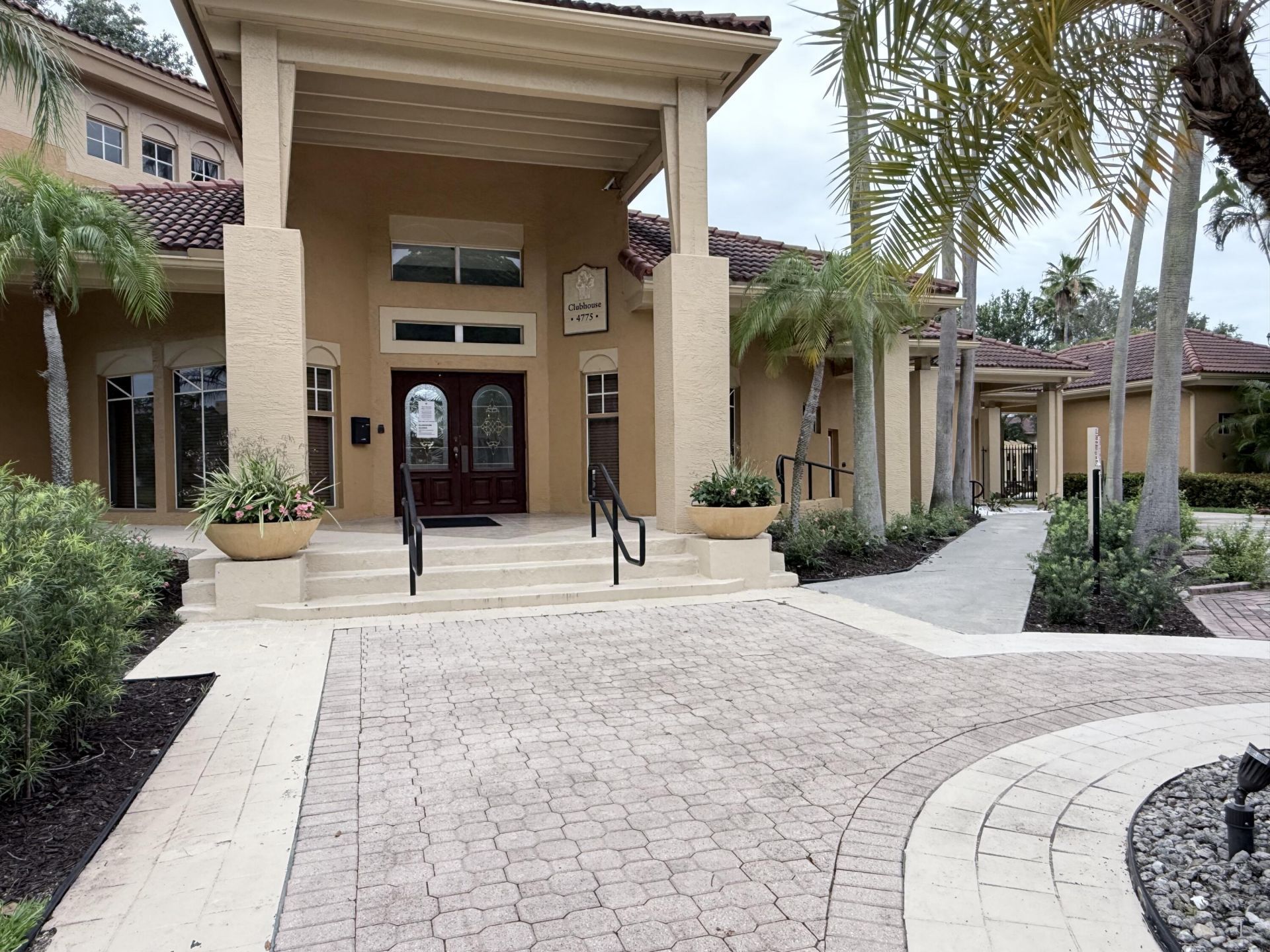 4799 Via Palm Lakes, Unit 1604, West Palm Beach, FL 33417 Photo