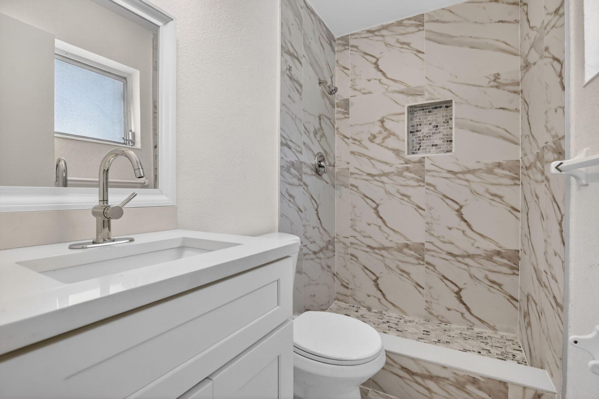 5731 NE 17th Terrace, Fort Lauderdale, FL 33334 Photo