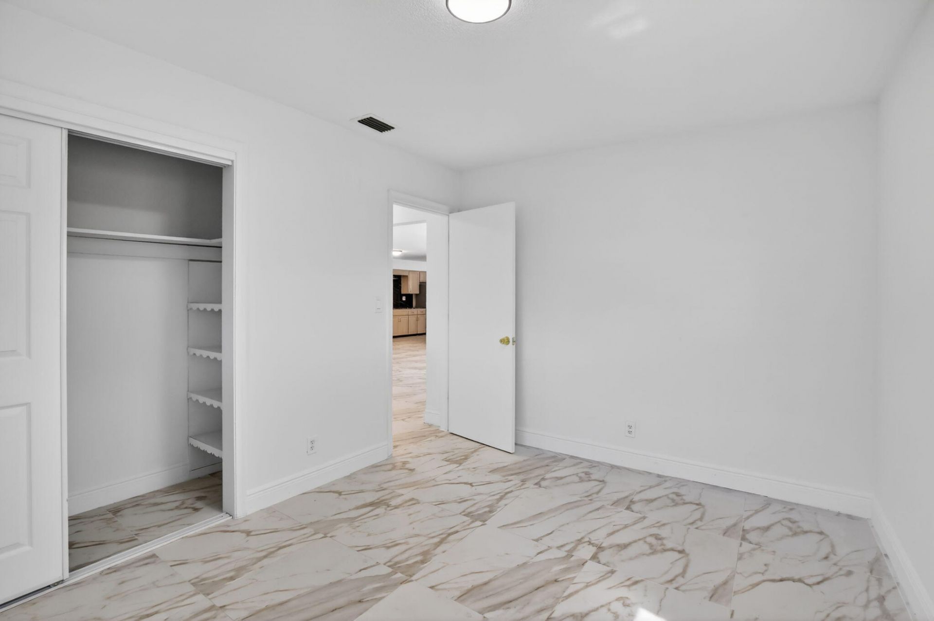 5731 NE 17th Terrace, Fort Lauderdale, FL 33334 Photo