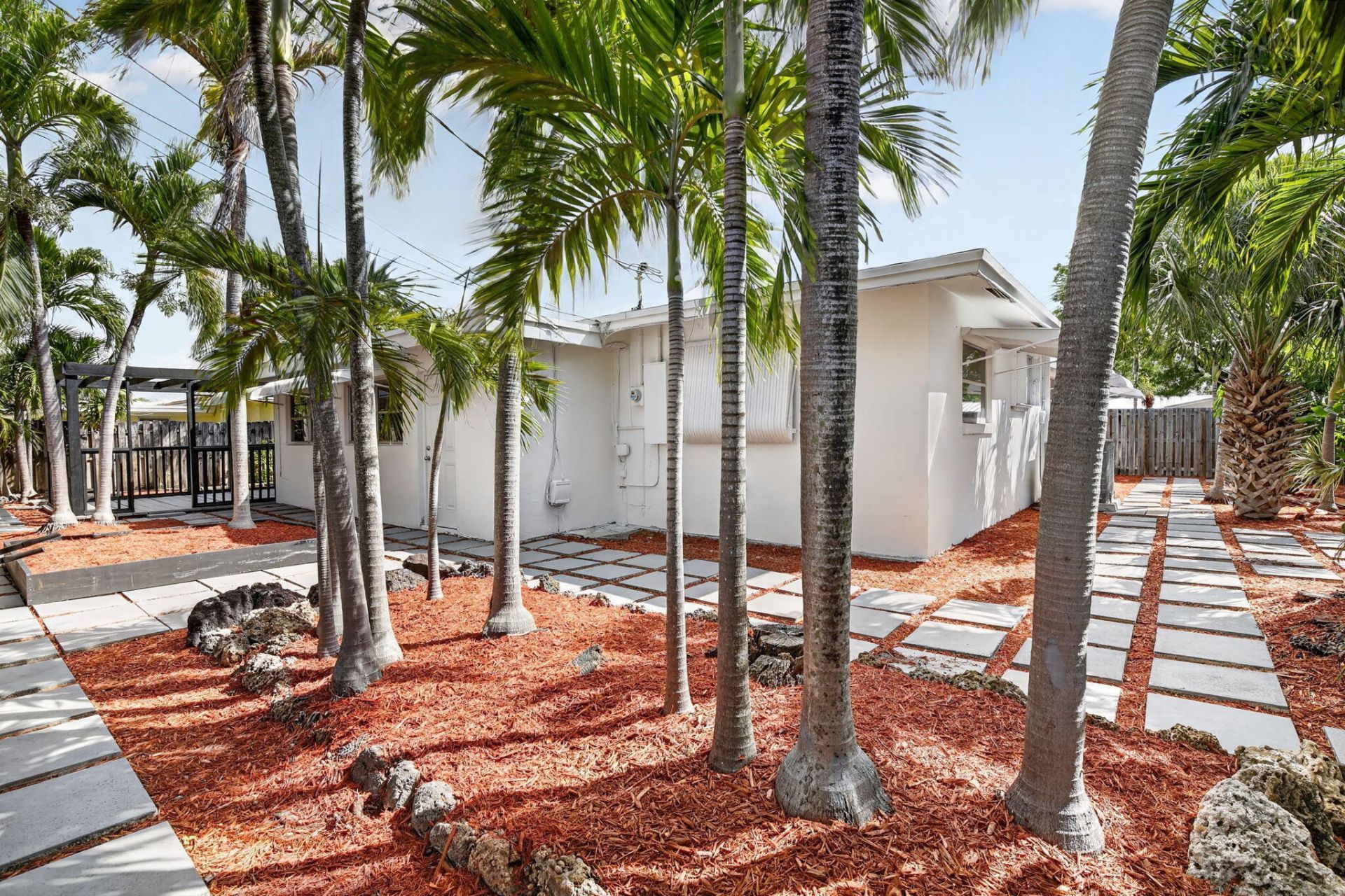 5731 NE 17th Terrace, Fort Lauderdale, FL 33334 Photo
