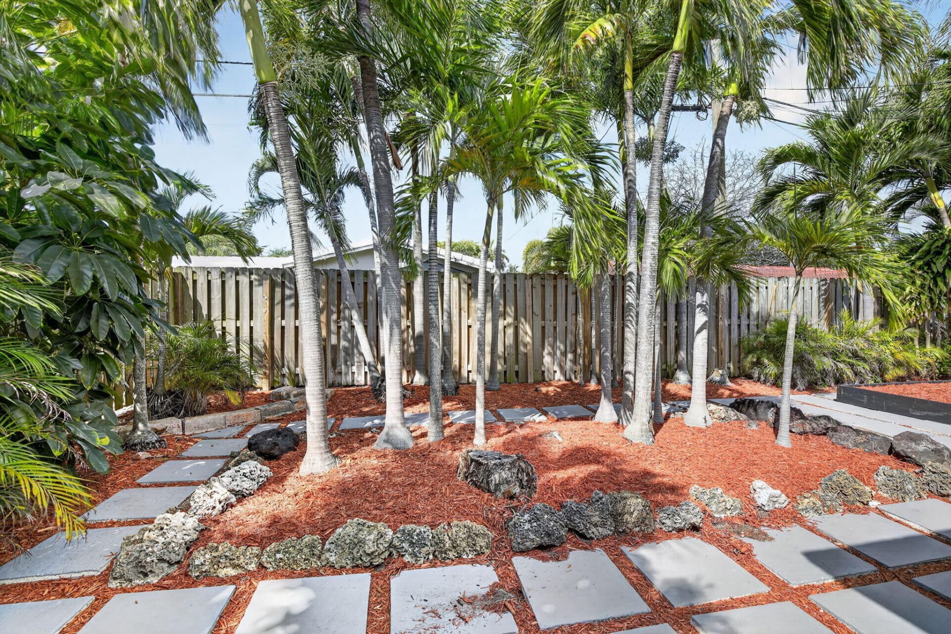 5731 NE 17th Terrace, Fort Lauderdale, FL 33334 Photo